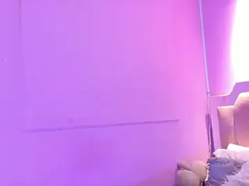 LoveQueen2  live sex cam