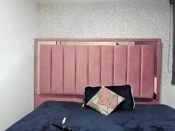MiaWils_  live sex cam