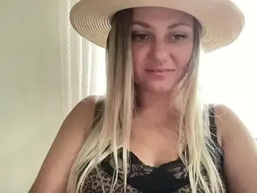 MonicaSweettty  live sex cam