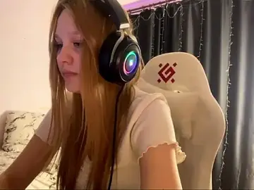 Axin_burnell  live sex cam