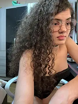Izumikarol  live sex cam