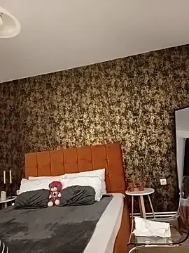 I_amVeronicle  live sex cam