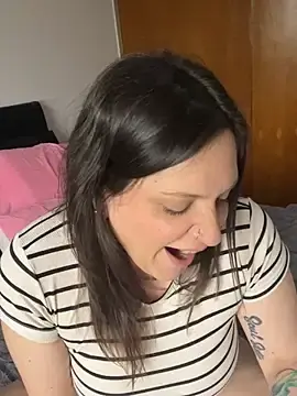 Macadiez10  live sex cam
