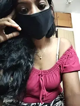 Rosey-Tamill  live sex cam