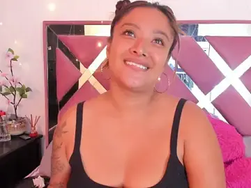 Bellalumi  live sex cam