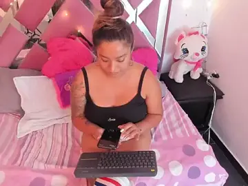 Bellalumi  live sex cam
