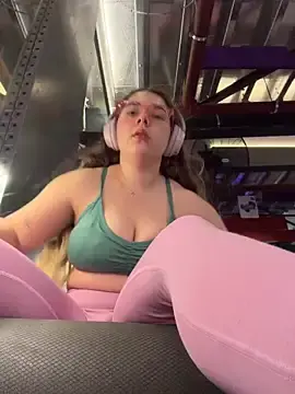 Brooklynivy  live sex cam