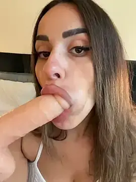 -Alisa  live sex cam