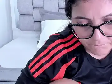 Camilaa_bueno  live sex cam