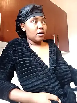 Maminkieeyyy  live sex cam