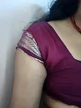 Rayal_bhabi  live sex cam