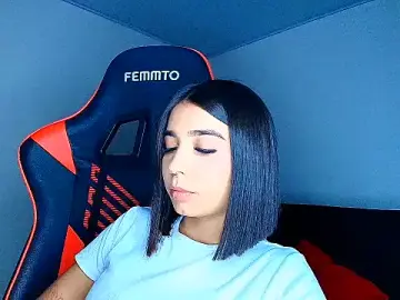 Rousse_violett  live sex cam