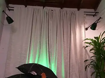 Agatha_collins_  live sex cam