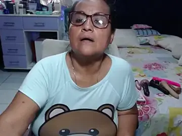 Pervert_mommy_  live sex cam