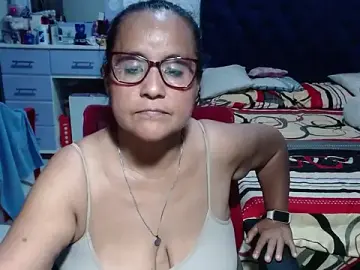 Pervert_mommy_  live sex cam