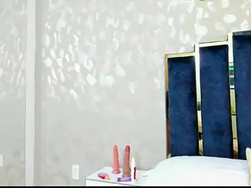 LunaaVelvets  live sex cam
