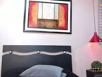 _LaraMom_  live sex cam