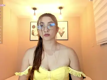 _LaraMom_  live sex cam