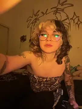 Koumoriidead  live sex cam