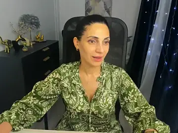 AllaYerty  live sex cam