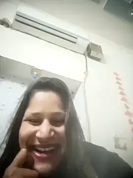 Ariana101  live sex cam