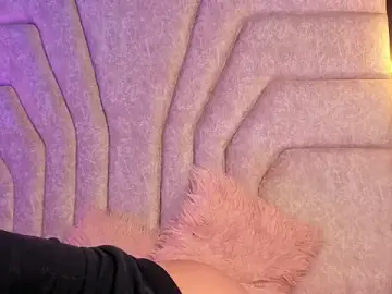 EmaJames25  live sex cam