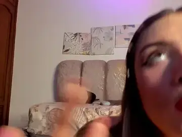 Hellzel_moon  live sex cam