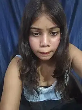Sweetie_girl80  live sex cam