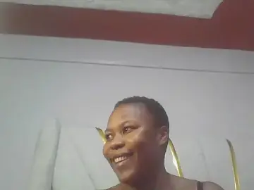Elishi254  live sex cam