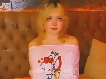 EmilyAngells  live sex cam