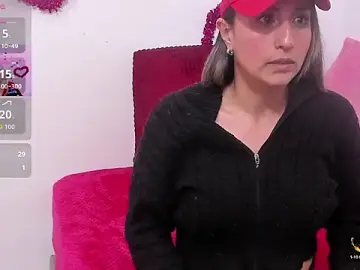 Giia39  live sex cam