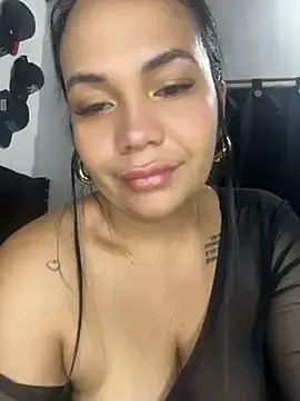NoahJade  live sex cam
