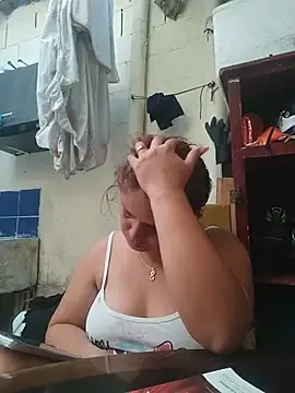 Zafiro_MD  live sex cam