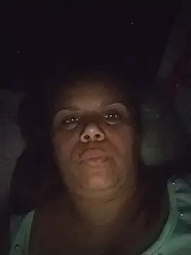 Zafiro_MD  live sex cam