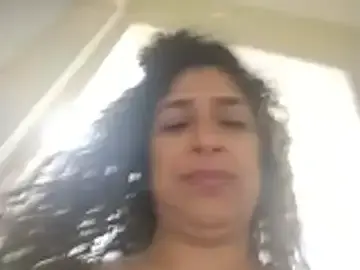 Akiraswin  live sex cam