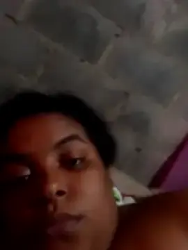 Jefrianny  live sex cam