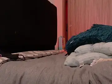 Oceanthesquirter  live sex cam