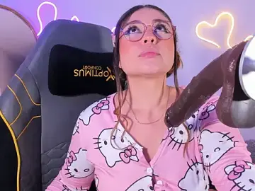 CassieBigass_  live sex cam