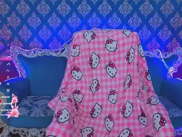 KitnissKiss  live sex cam