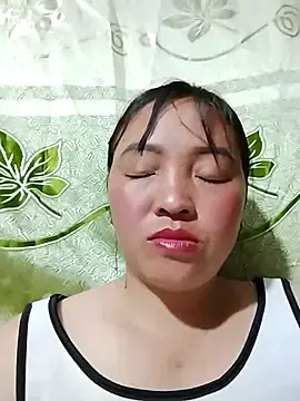 Minkine022  live sex cam