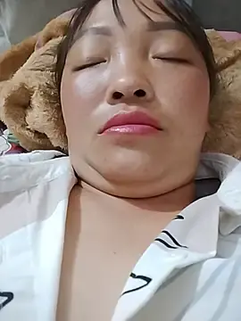 Minkine022  live sex cam
