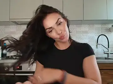 NellyBruno  live sex cam
