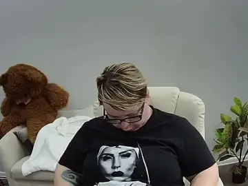 BonnnyBoobsy  live sex cam