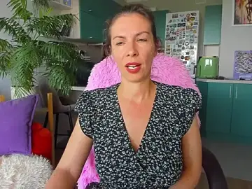 ChristinaGlory  live sex cam