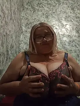 MargaritaSweet51  live sex cam