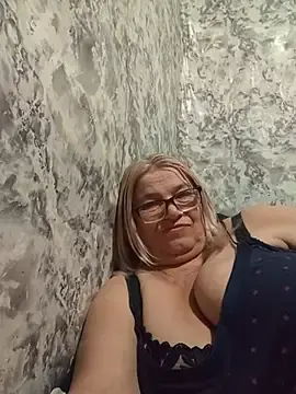 MargaritaSweet51  live sex cam