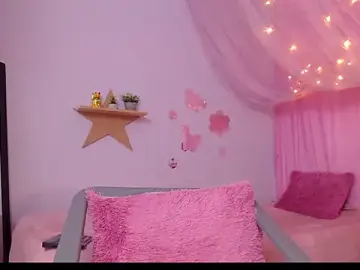 Adriscute  live sex cam