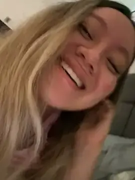 Lindachiquita  live sex cam