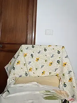 Miss_raavy  live sex cam