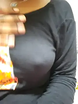 Enjoytoshowu  live sex cam